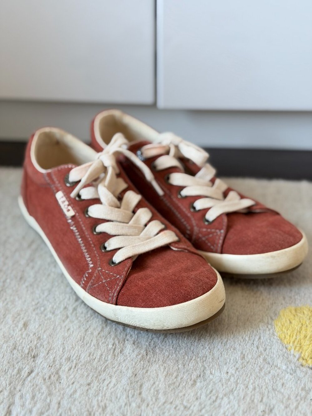 🍁Fall Sale! Taos Star Canvas Sneakers Terracotta  Curves & Pods Women's Size 8